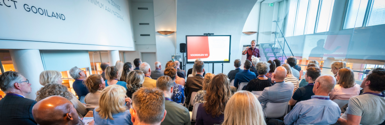 Foto van een sessie over samenwerking onderwijsregio's